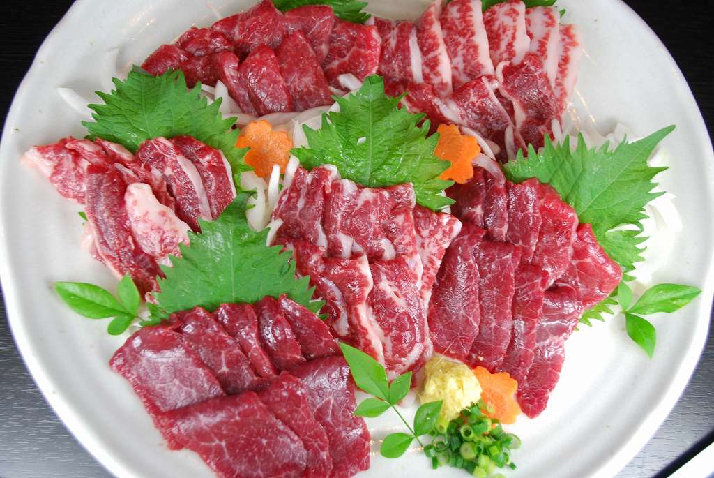 馬刺し 普通が一番セット(送料無料) 馬刺しの桜屋